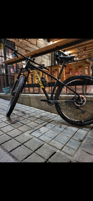Bicicleta btt  tamanho m roda 29