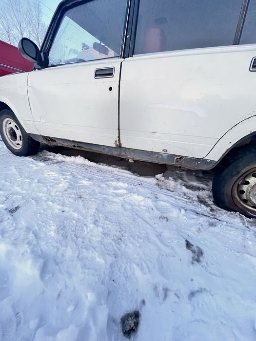 Продам ваз 2107.