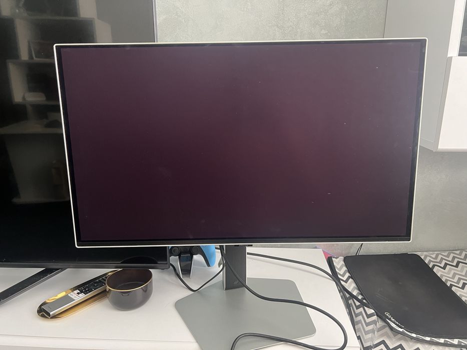 27 Odyssey G8 OLED 240hz 4k