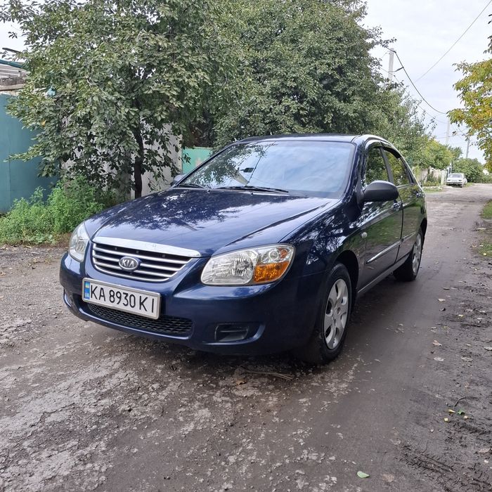 продам Kia Cerato 1.6 газ бензин в идеальном состоянии