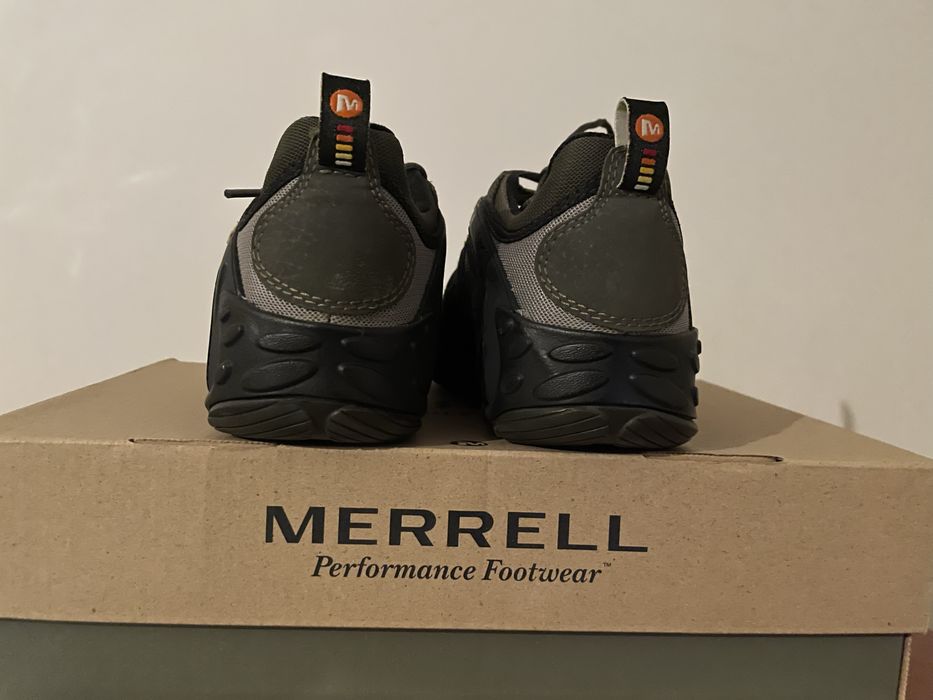 Ténis da marca Merrel