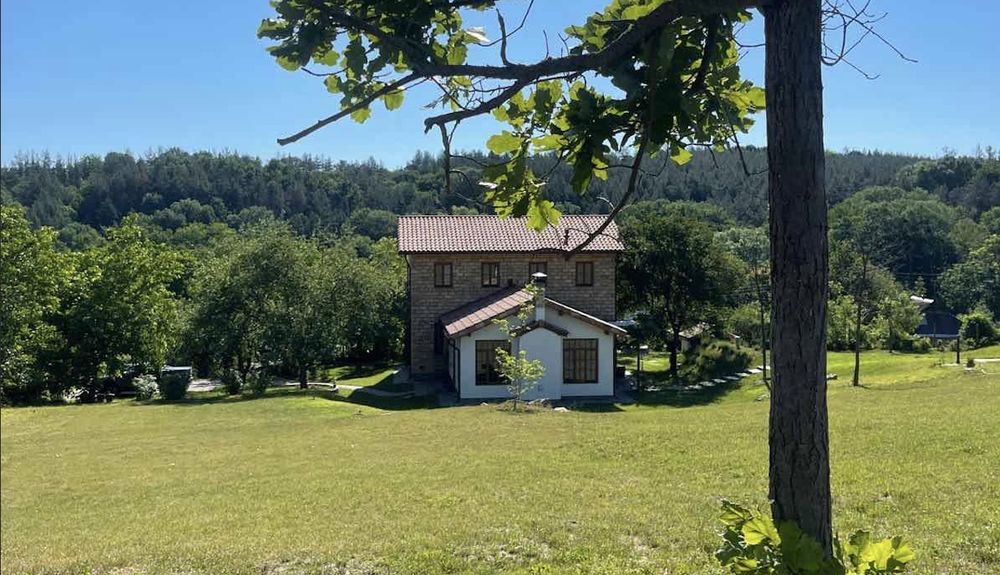 Продажа усадьбы.Маленькая Тоскана под Киевом.Обуховский. 1.18 Га земли