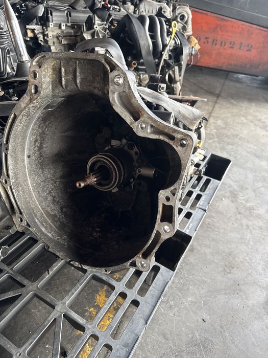 Caixa velocidades mitsubishi fuso 2012