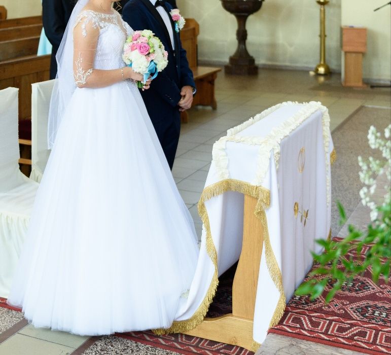 Suknia ślubna Revelance Bridal