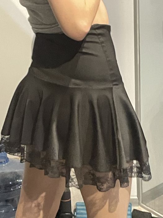Готична міні спідниця