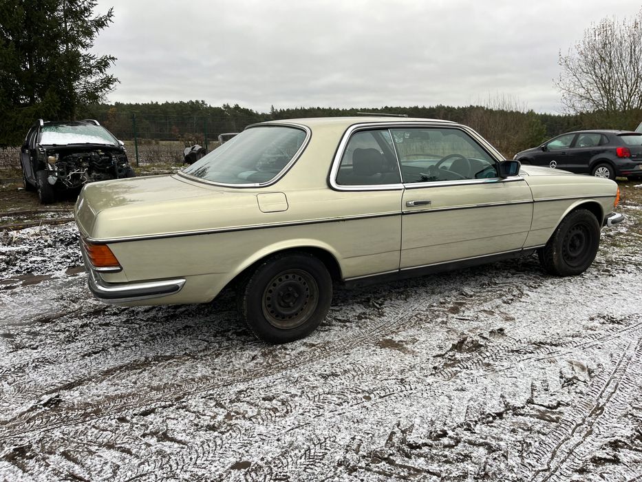 mercedes 123 coupe 1983 błotnik prawy zderzak maska gril lampy