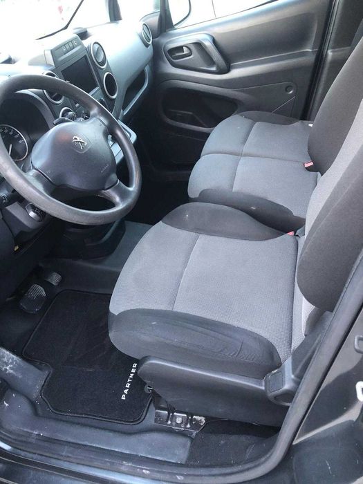 Peugeot Partner 1.6 HDI 100cv - caixa automática