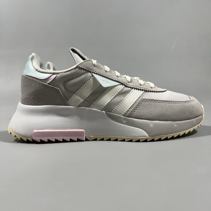 Жіночі кросівки Adidas Retropy F2 W GW9405