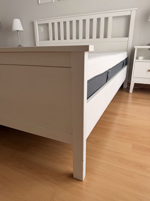 Cama de casal Ikea Hemnes + colchao Emma 180x200