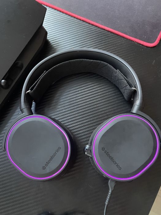 Sluchawki steelseries Arctic 5 black RGB