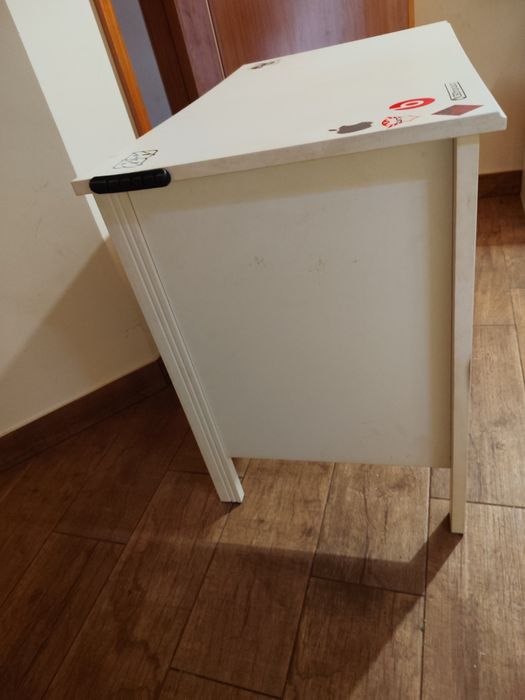 Secretária IKEA Brusali