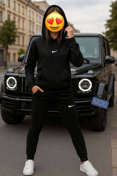 S,M,L,XL-Damski dres czarny .NOWOŚĆ!