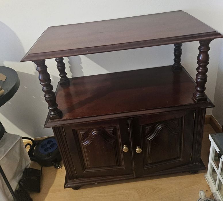 Mobile TV Stand for Home, Bedroom, Apartment, Villa, Office, or Study.64739334255489120