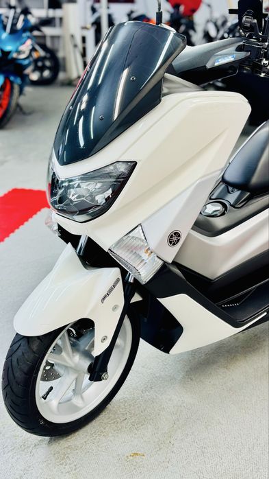 скутер Yamaha N-Max ABS 2016р в оригіналі доставка по Україні