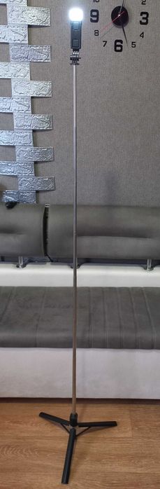 велика Bluetooth селфі палиця, селфі штатив + світло