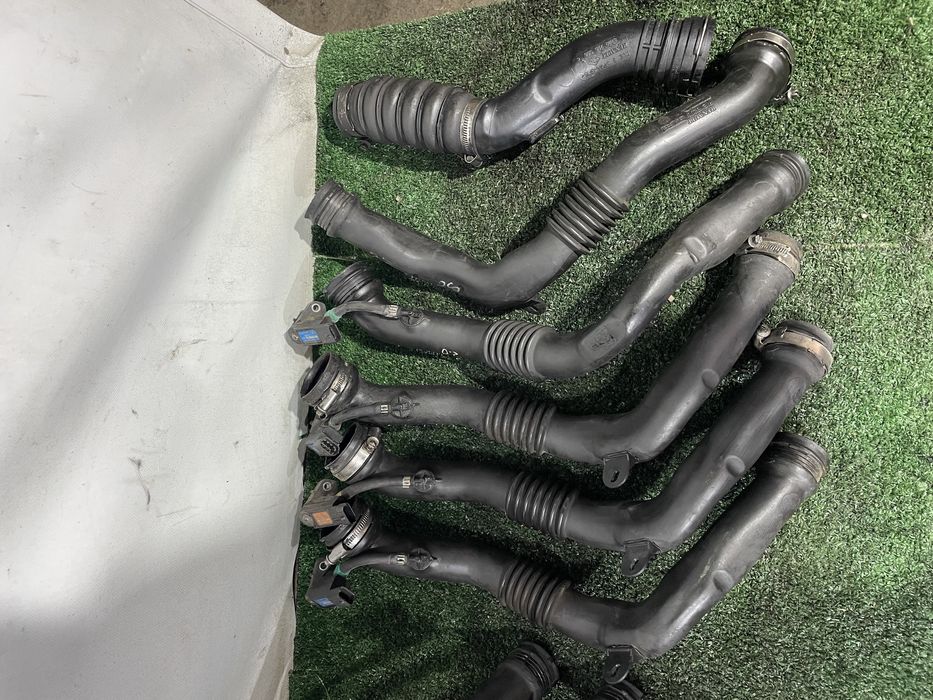 Патрубки інтеркуллера 1.9 2.0 1.5 турбіни патрубок трубка надуву