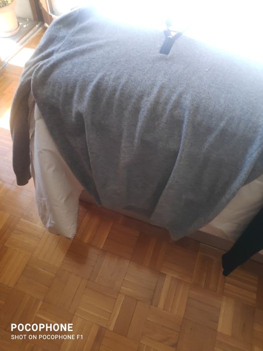 Três polos um azul outro ver e outro cinza