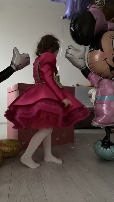 Святкова сукня на 4 года , сукня на свято