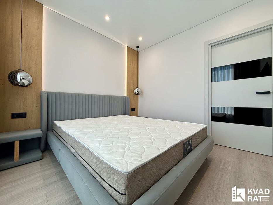 Центр міста !Однокімнатна квартира з ремонтом