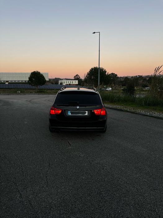 BMW 320d E91 LCI Full Spec