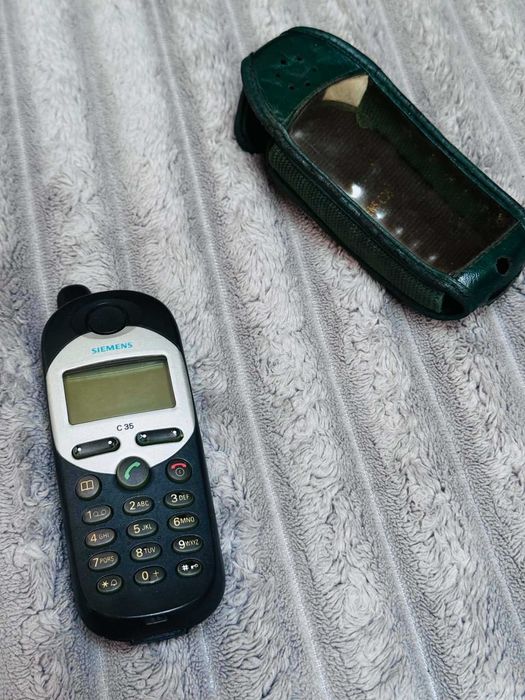 Stare telefony dla kolekcjonerów. Siemens Nokia