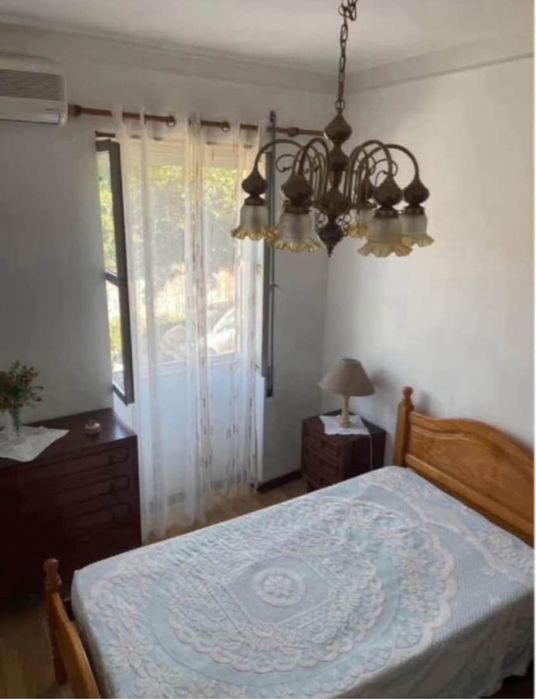 Quarto para alugar (contas incluidas)