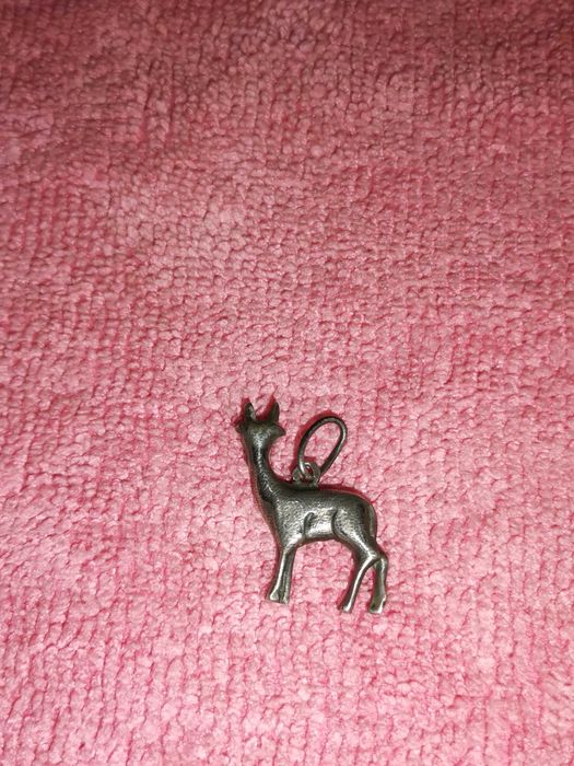 VEADO em prata marcada