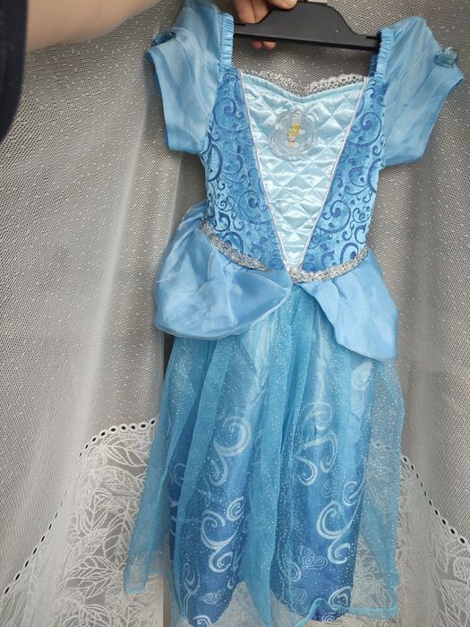 Чудове плаття Попелюшки