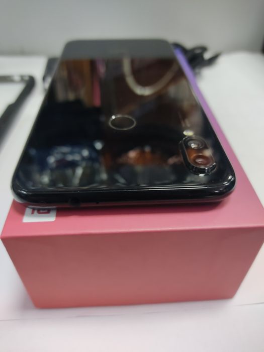 Redmi note 7 pro 6/128 gb