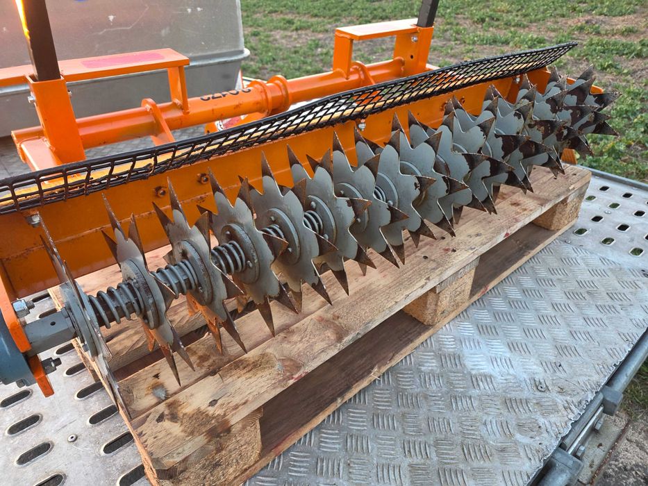 Rink Aerator SISIS Wertykulator Redexim WIEDENMANN Toro Aerator pasywny John Deere Napowietrzanie SZEROKOŚĆ ROBOCZA 130 CM