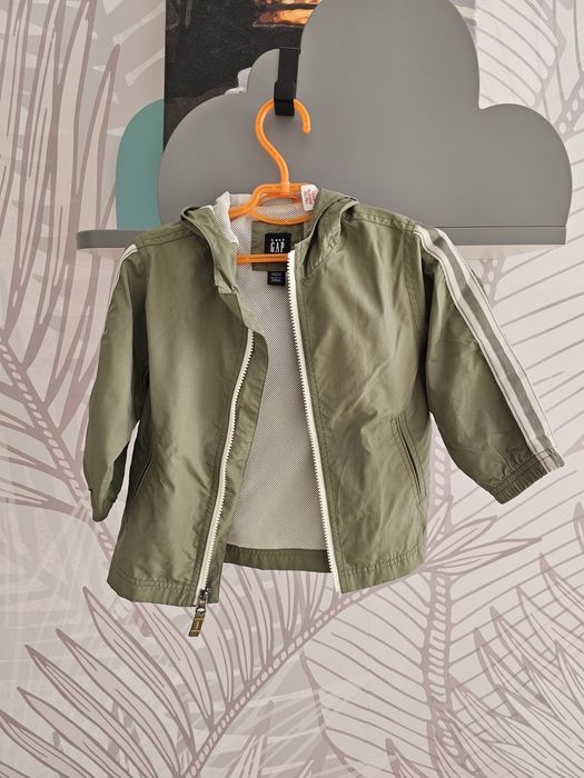 Ветровочка для мальчика GAP(2года)