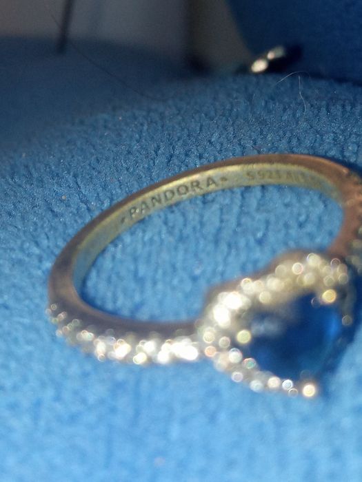 Кільце Pandora 925 ALE 54 (срібло, синій камінь)