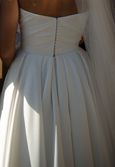 Piękna Suknia ślubna