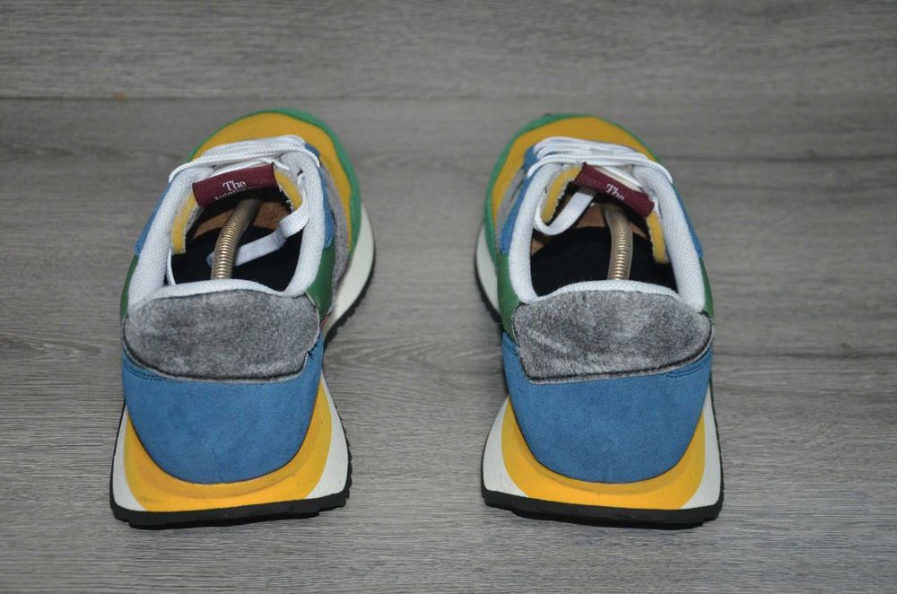 Продам кросівки Фірма New Balance 237.