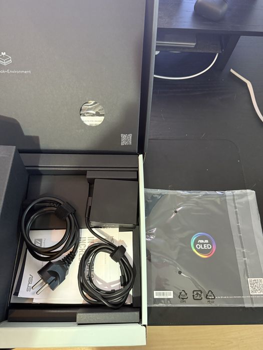 Portátil Asus Zenbook 14X OLED 120hz Geforce RTX intel i7