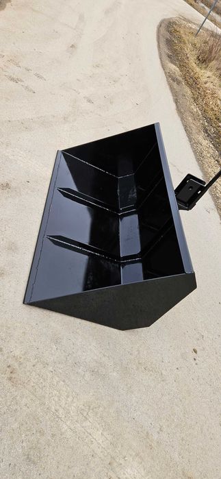 Łyżka TUZ – wytrzymała i gotowa do pracy!