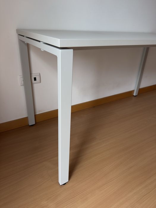 2 Mesas secretaria de escritorio