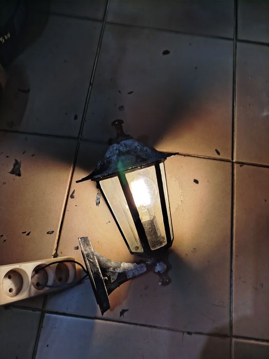 Candeeiro de parede exterior