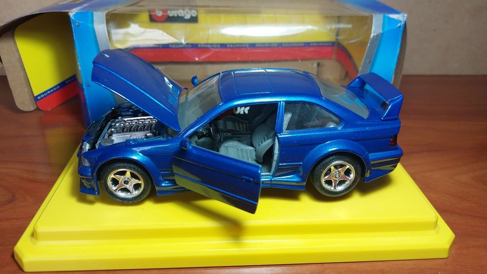 Bburago BMW M3 1:24