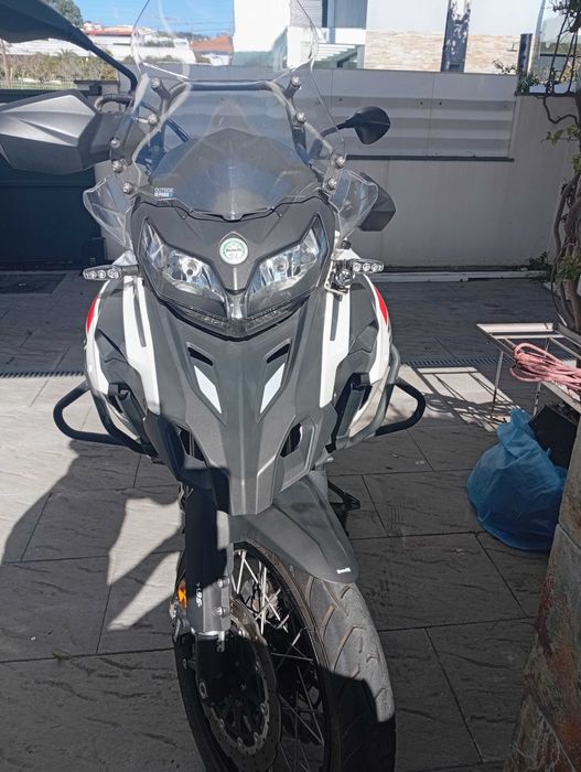 Benelli trk 502 x , 2021 kit 3 malas shad