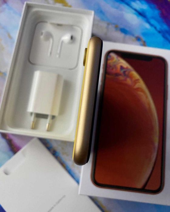 iPhone XR Yellow Новий