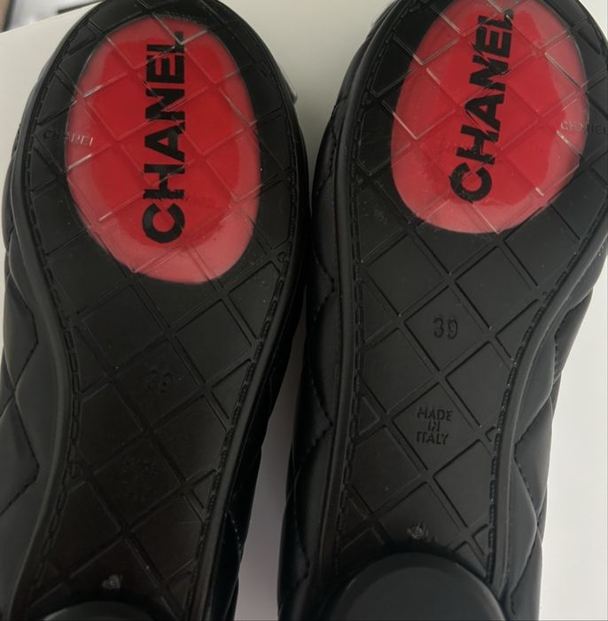 Chanel CC Logo Ballet Flats