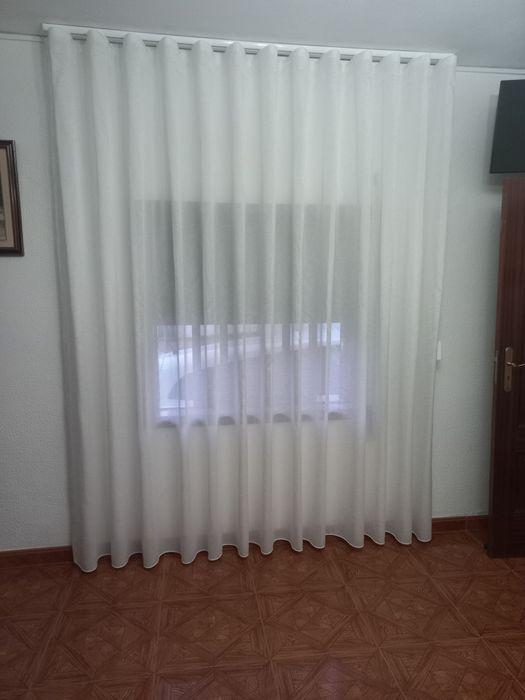 Cortinados como novos