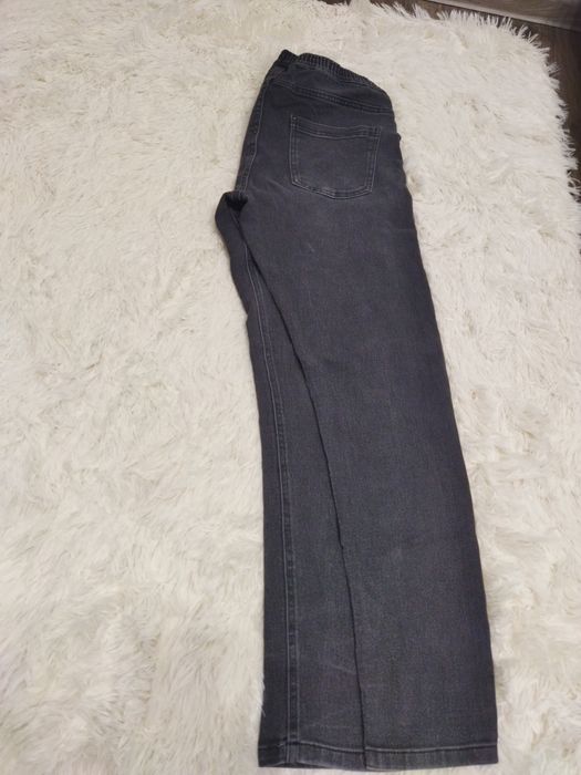 Spodnie jeansy na gumce