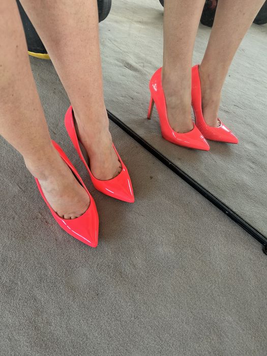 Szpilki damskie 37 neonowy róż malina