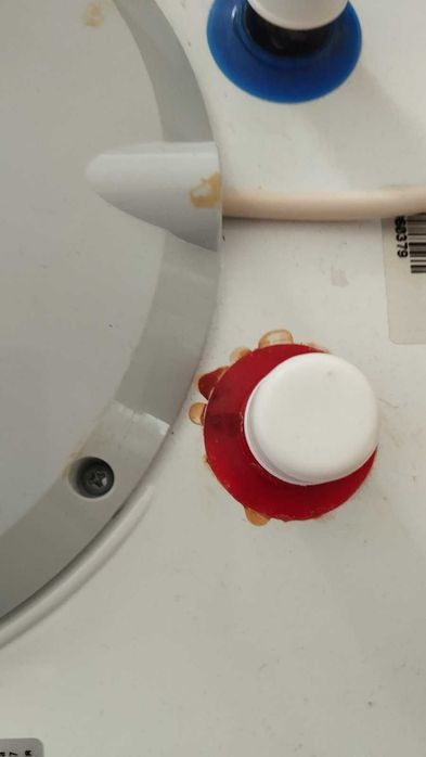 Бойлер Водонагрiвач BOSCH на 60литров