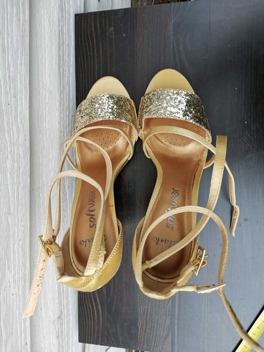 Buty damskie, Clarks, szpilki, sandałki, rozmiar 40