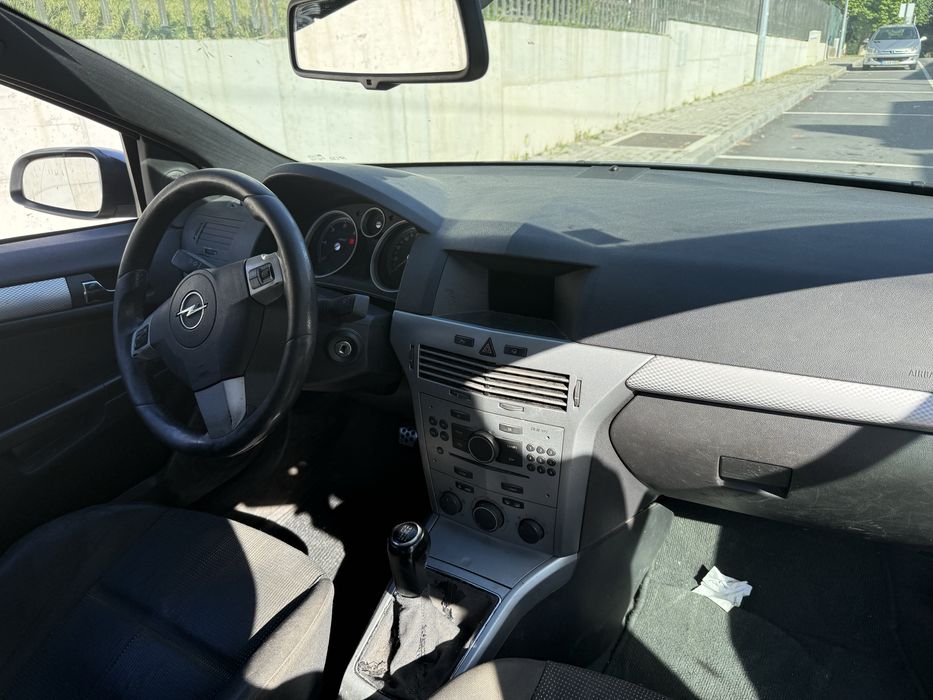 Astra gtc 1.3 cdti 5 lugares