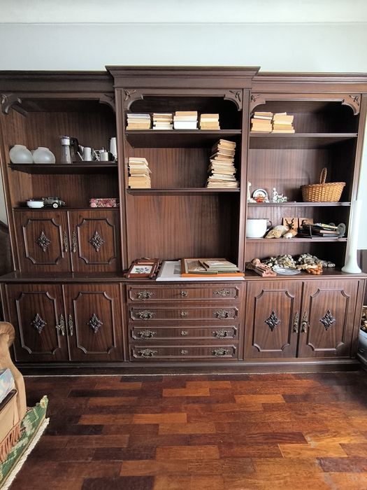 Estante de sala madeira antiga