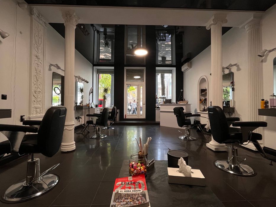 Продам готовый бизнес в Центре, барбершоп